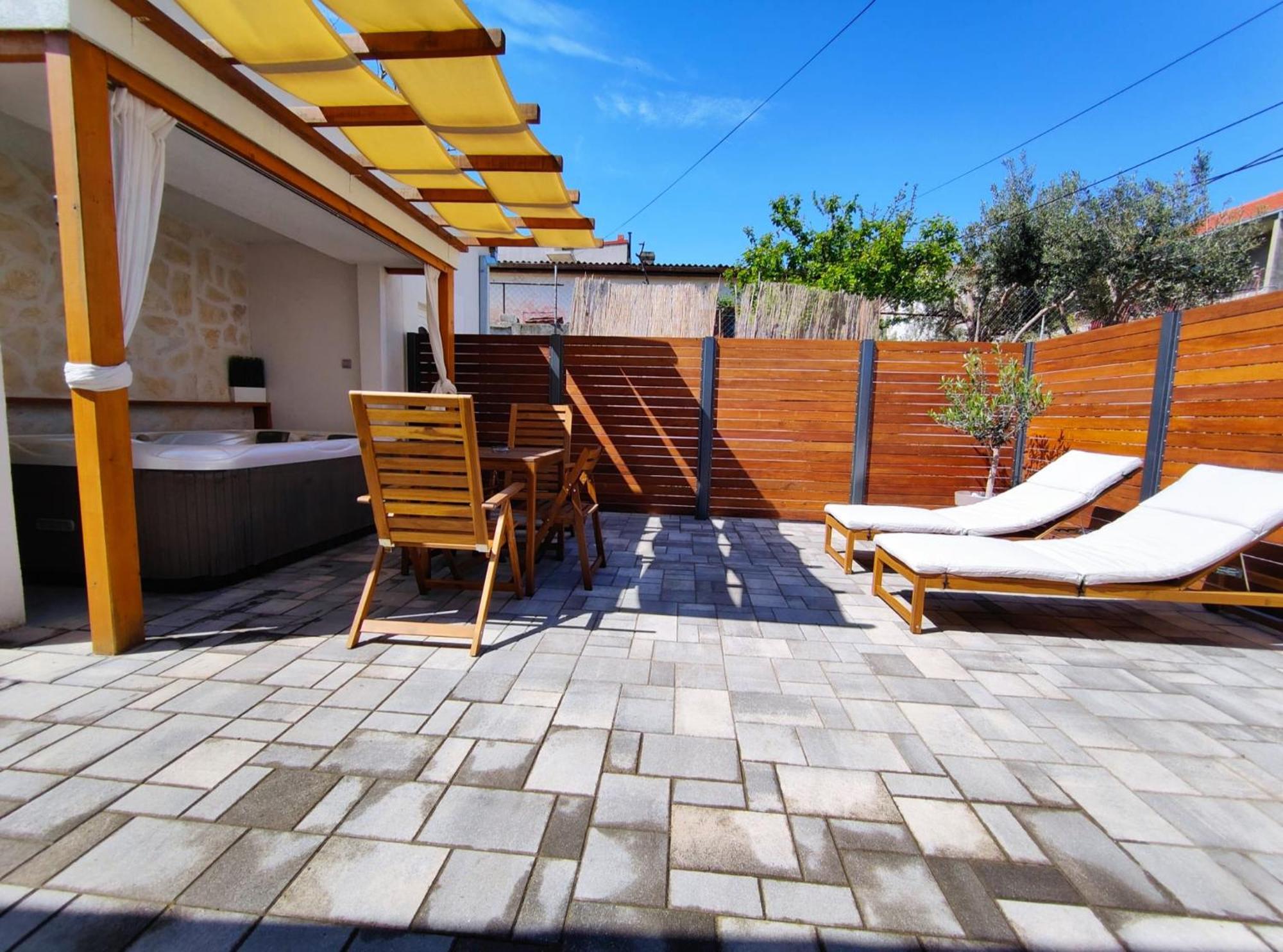 Tonina - House With Terrace, Jacuzzi, Free Parking Apartment Split Luaran gambar
